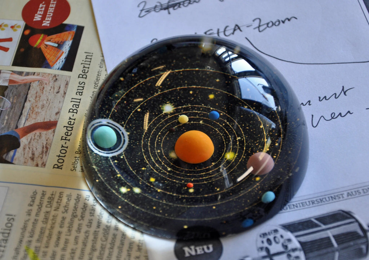Briefbeschwerer Universum