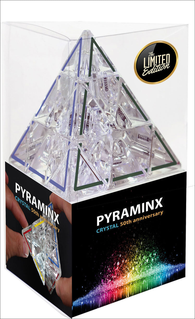 Pyramidenförmiges Kristallspielzeug in einer transparenten Box mit "The Limited Edition" Aufkleber.