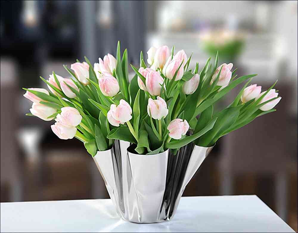 Margeaux Vase. Philippi Design