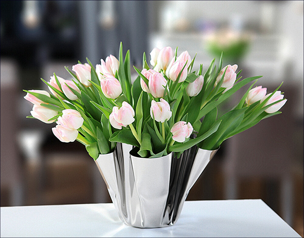Margeaux Vase. Philippi Design