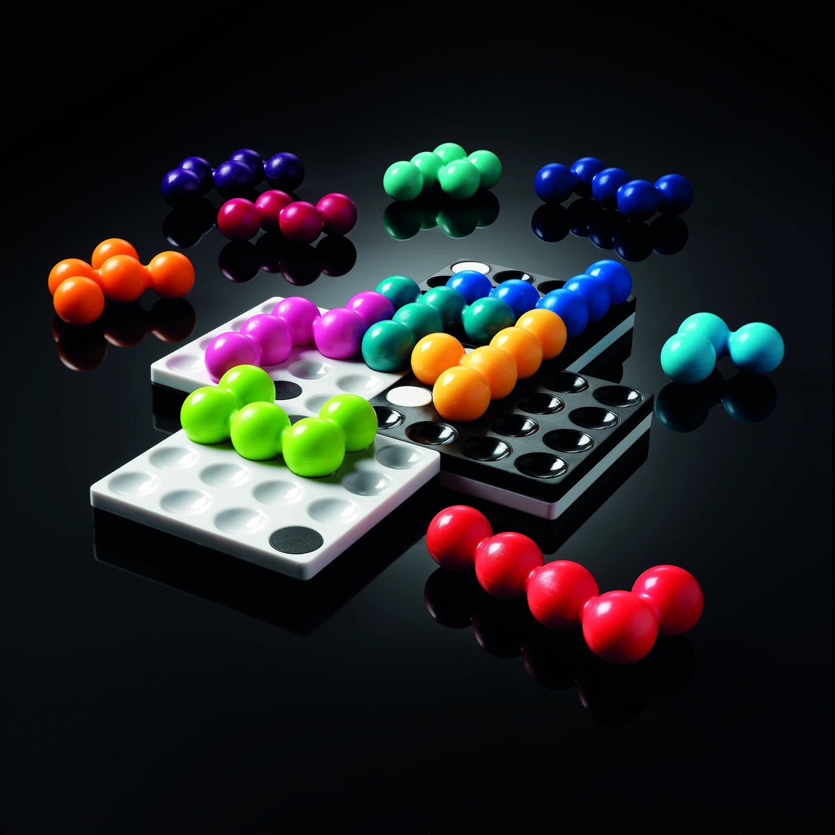 Quadrillion. Magnetisches Logikspiel mit variablen Spielfeldern