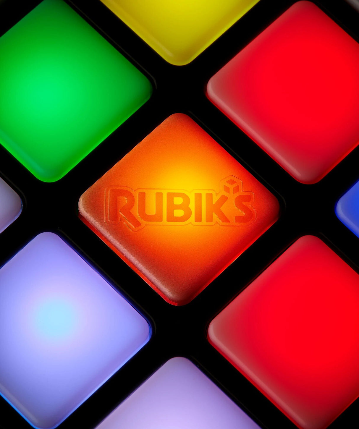Rubik's Rush. Elektronisches Farb- und Reaktionsspiel