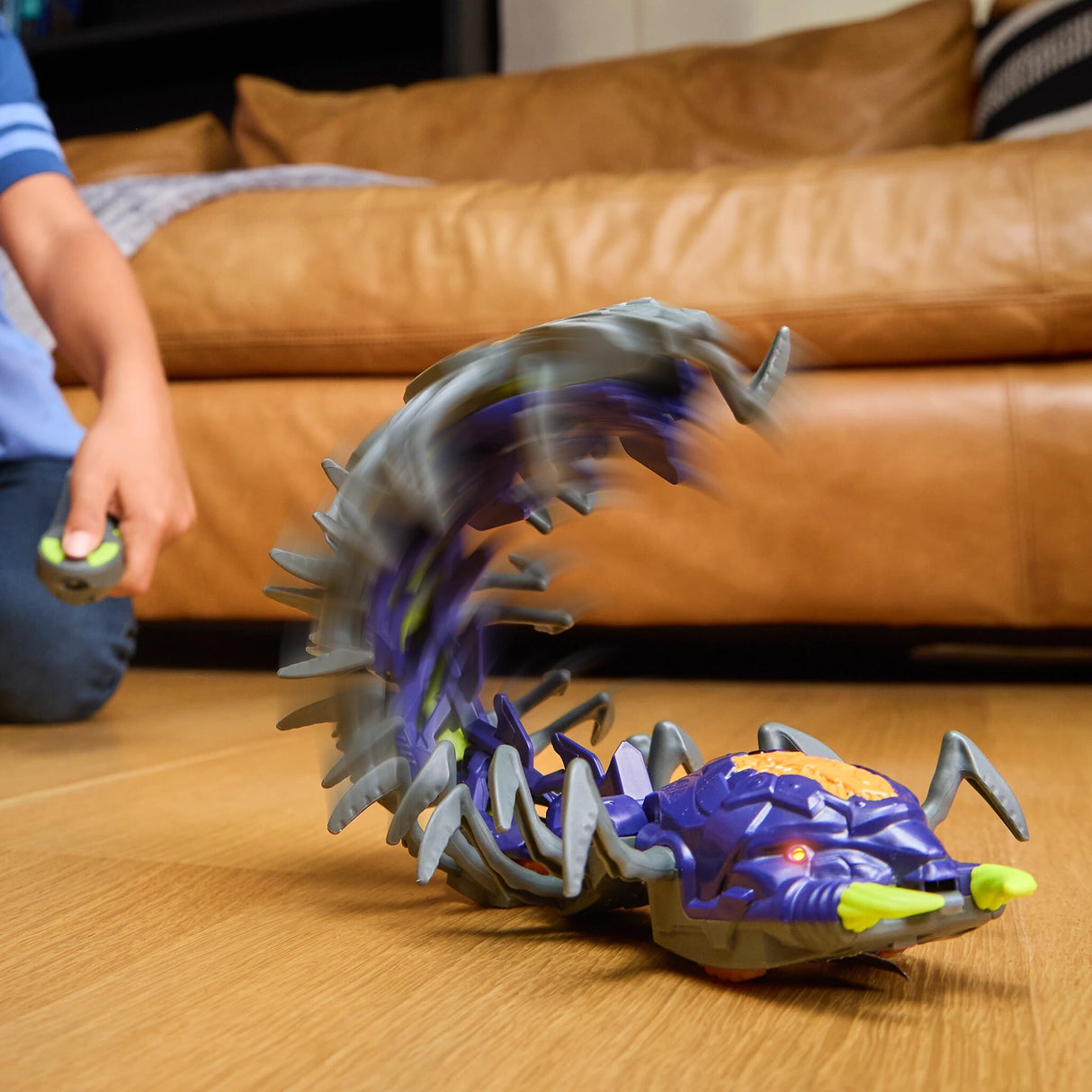HEX BOTS Ferngesteuerter Tausendfüßler