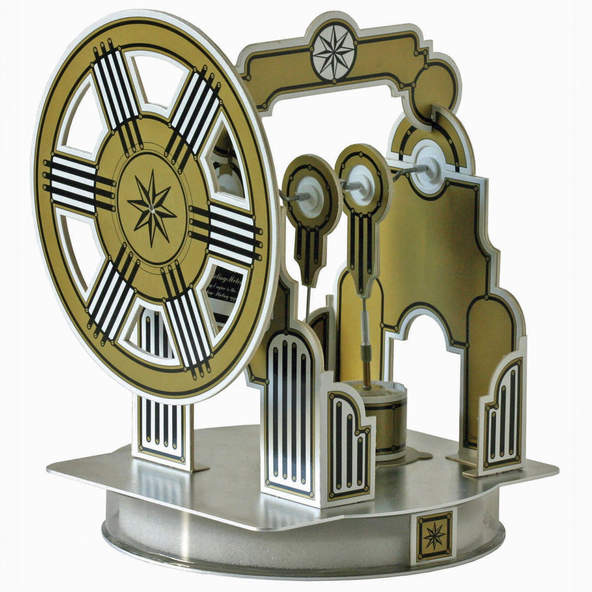 Ein mechanisches Uhrwerk mit Zifferblatt, Zahnrädern und Pendel, in Gold, Schwarz und Weiß.