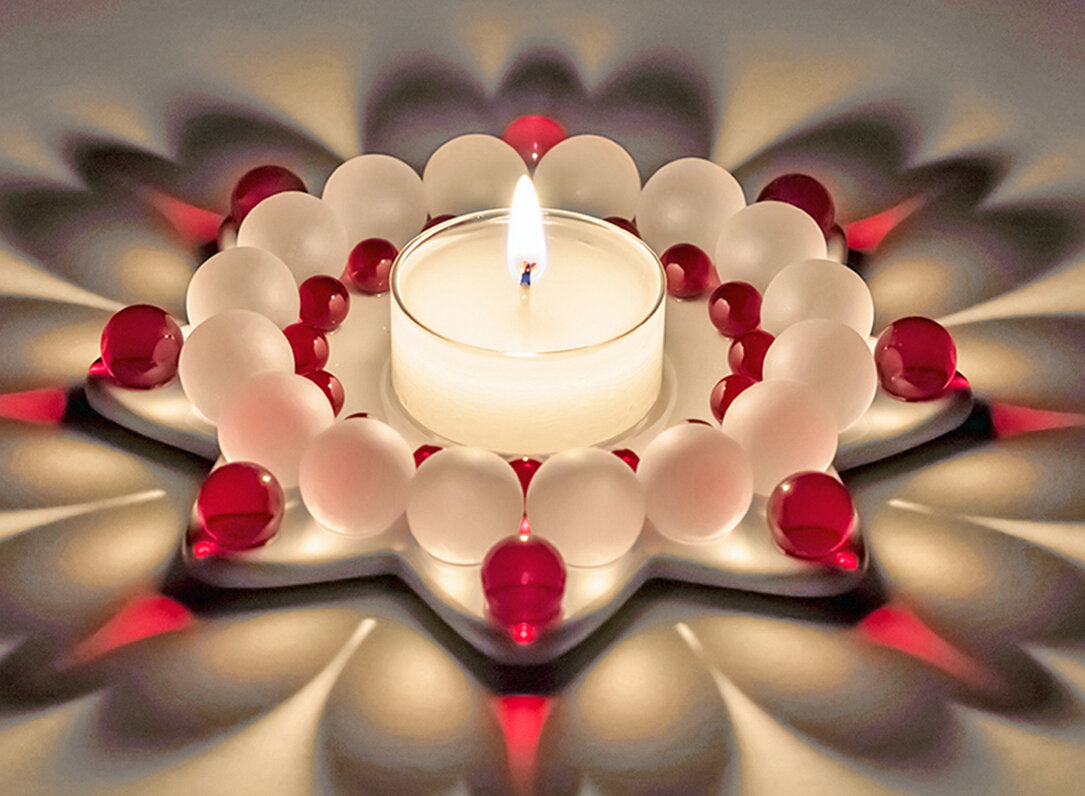 Dresdner Glasperlenstern. Aura weiß-rot