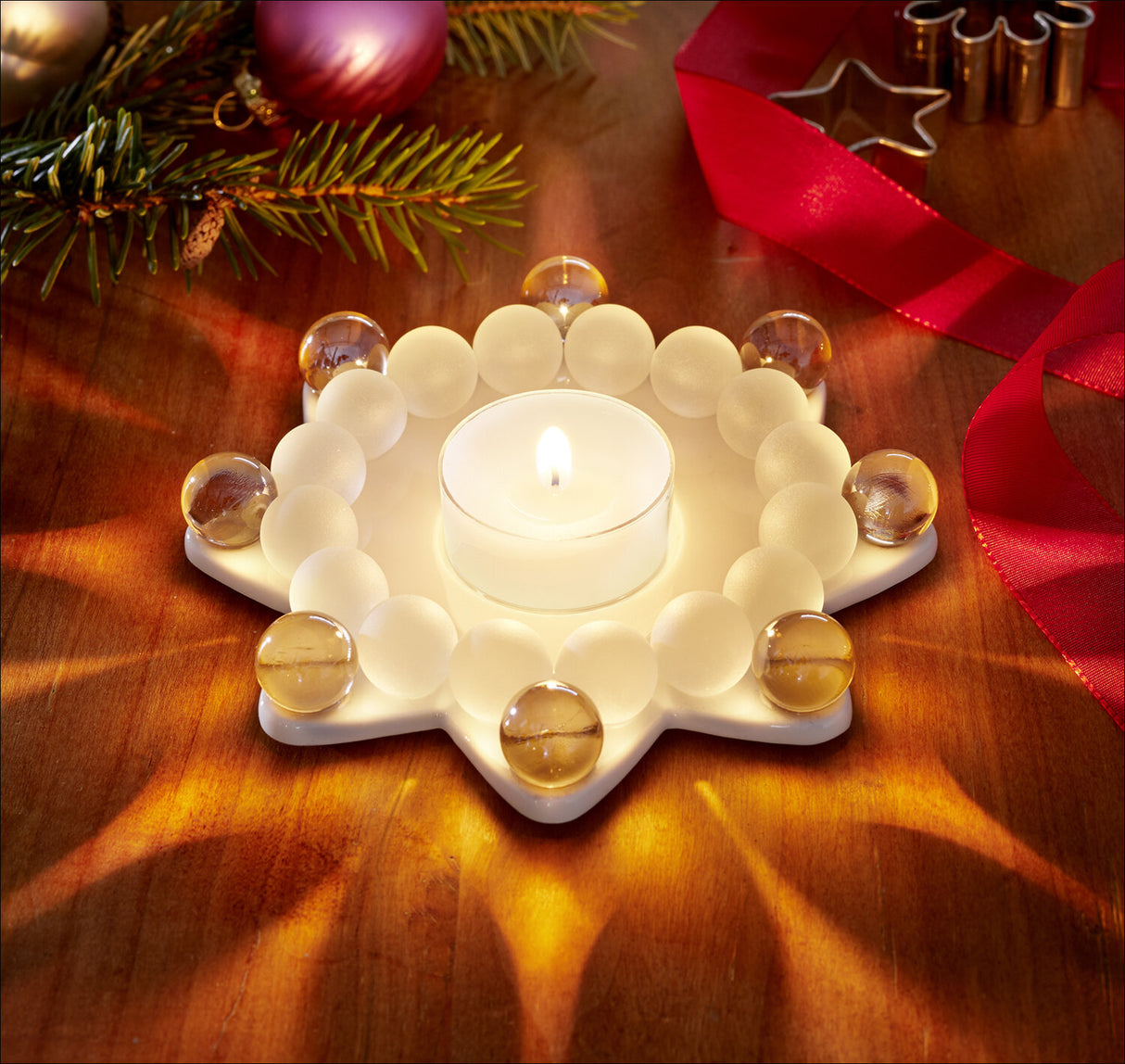 Dresdner Glasperlenstern. Großer Achter rosé-weiß