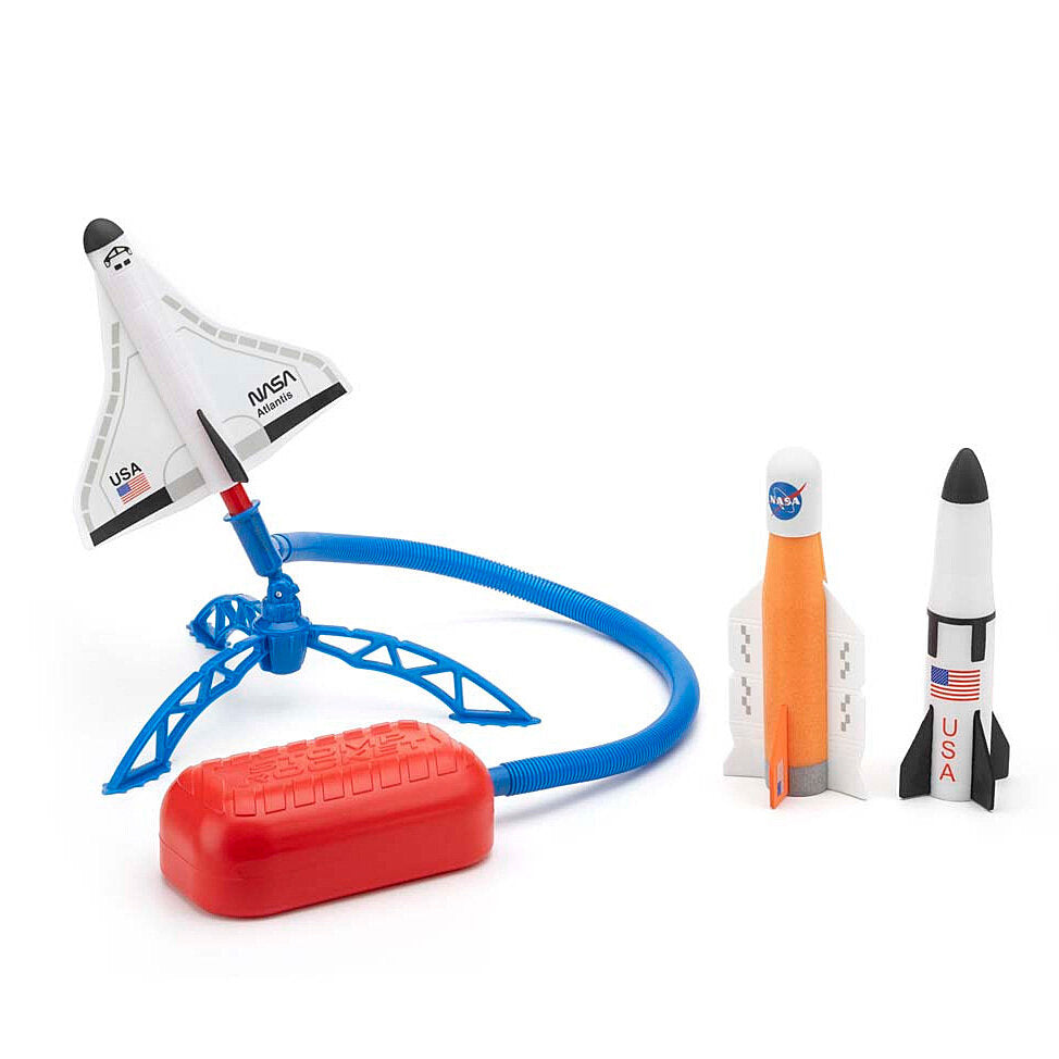 Spielzeug-Raketen und Raketenstartanlage mit NASA- und USA-Designs.