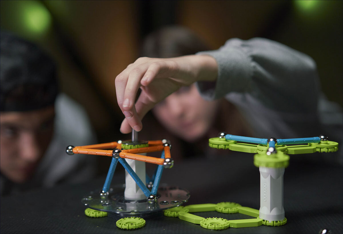 GEOMAG Mechanics & Motion