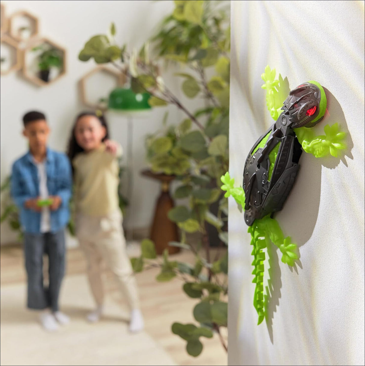 Hex Bots Wandflitzer Gecko