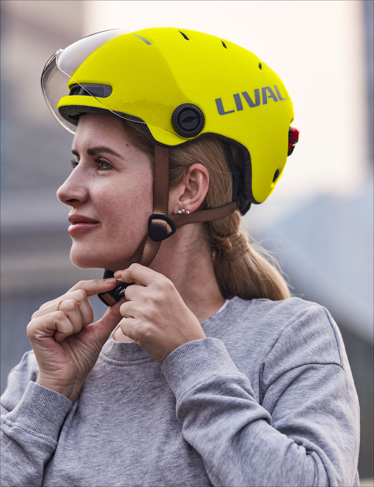 Livall L23 Visierhelm gelb (Größe M 54-58 cm)