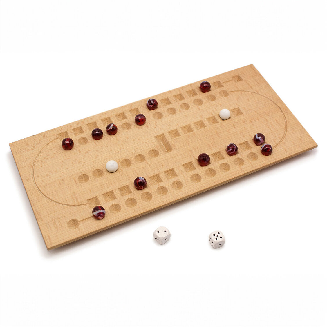 Holz-Backgammon-Spiel mit weißen und roten Spielsteinen und zwei Würfeln.