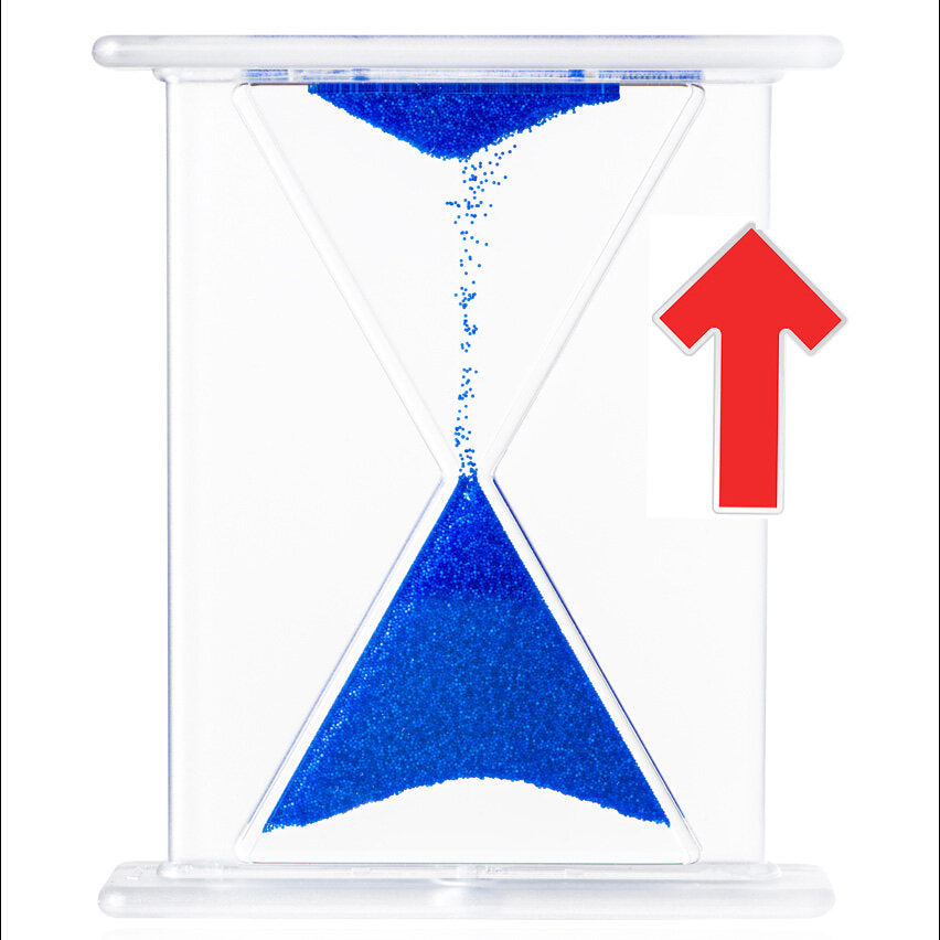 Sanduhr mit blauer Sandkörner, die nach oben fließen, rote Pfeil zeigt nach oben.