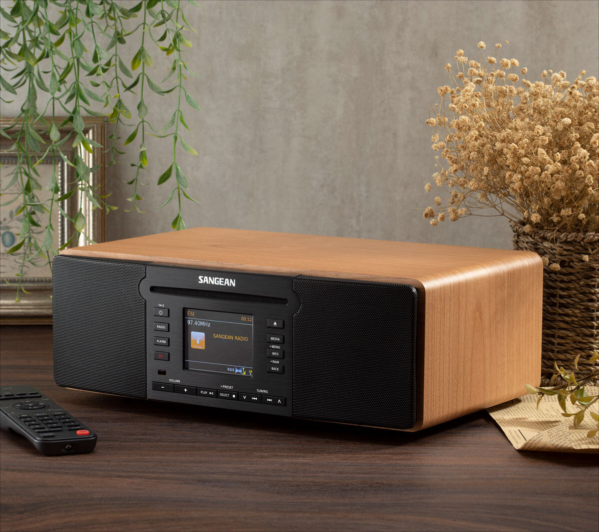 Sangean Soundsystem DDR-66BT Walnussholz