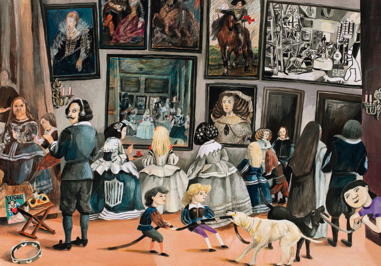 Menschen in einem Kunstmuseum, einige betrachten Bilder, andere spielen mit Hunden, im Hintergrund Gemälde an der Wand.