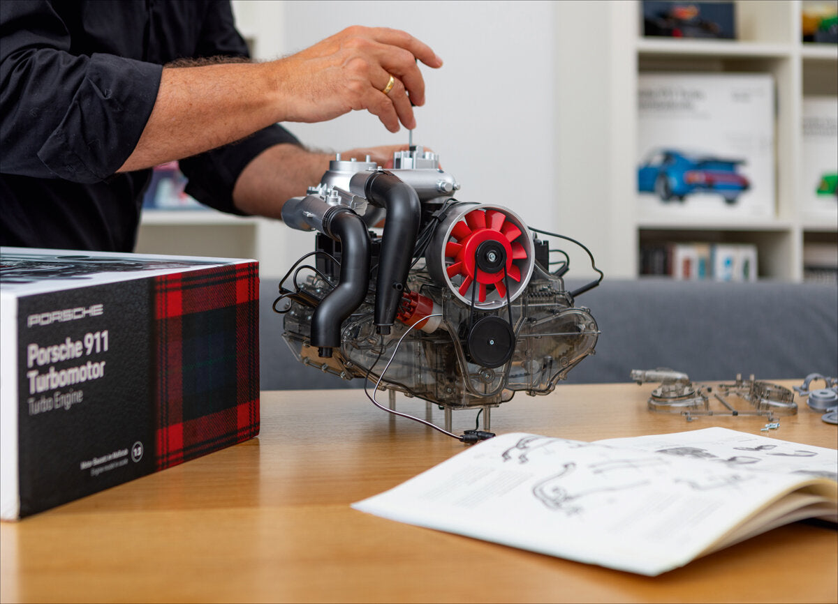 Porsche 911 Turbomotor Bausatz