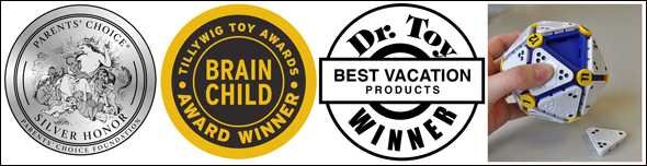 Vier Logos: Elternpreis, Brain Child Award, Dr. Toy Best Vacation Winner, hand hält blauen Würfel mit Spielsteinen.