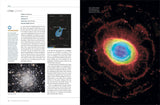 Bild einer farbigen Supernova-Remnant mit rot, gelb, grün und blauem Farbverlauf, umgeben von schwarzen Weltraum mit Sternen.