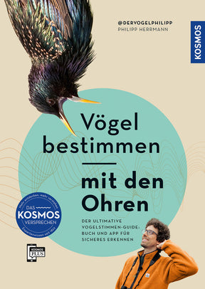 Buchcover mit einem bunten Vogel, einem lachenden Mann mit Fernglas, Titel und Logos.